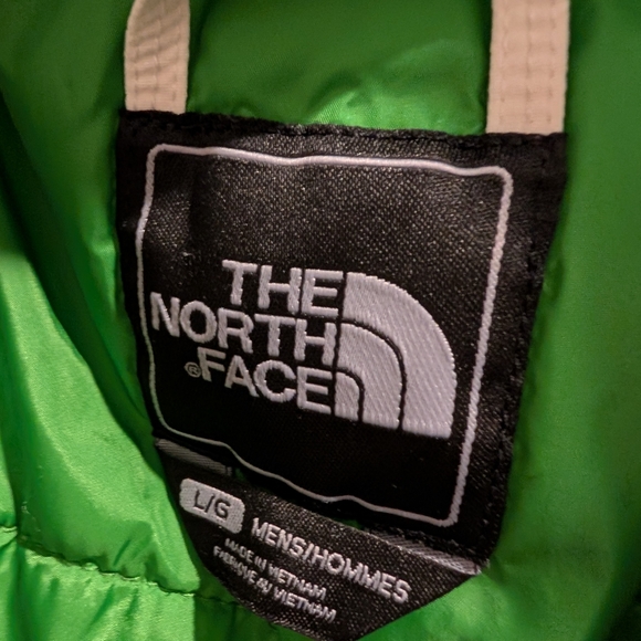 The North Face Men's White Jacket - Picture 2 of 8